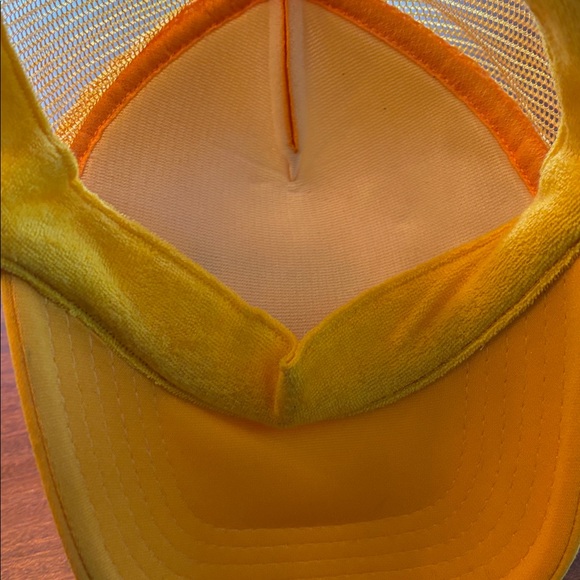 Clare v Trucker Hat - Picture 3 of 5